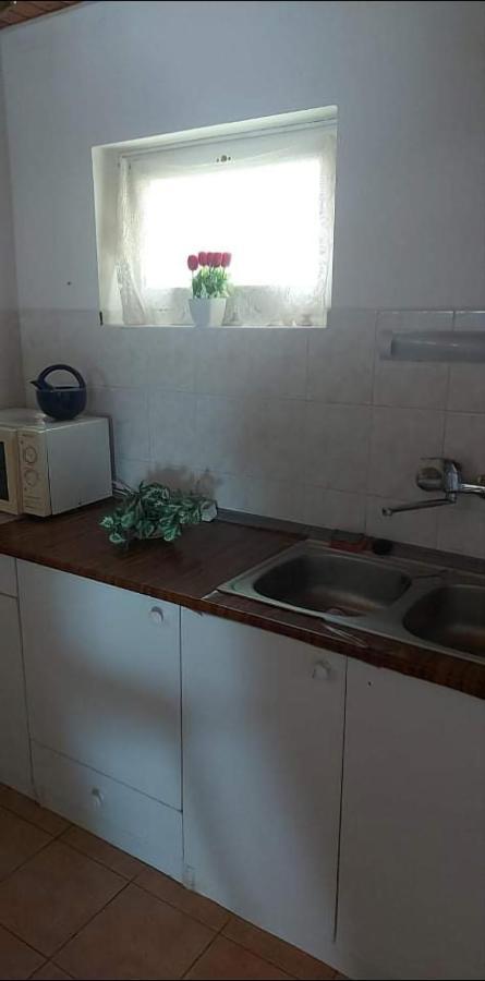 Visszavar-Lak Privat Berlemeny Badacsonytomaj Zewnętrze zdjęcie